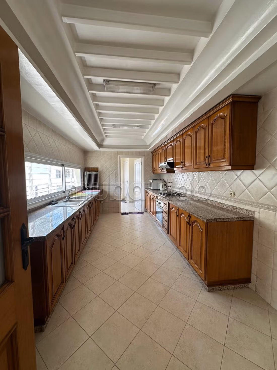For rent - Beautiful empty apartment in the Golden Triangle, Casablanca