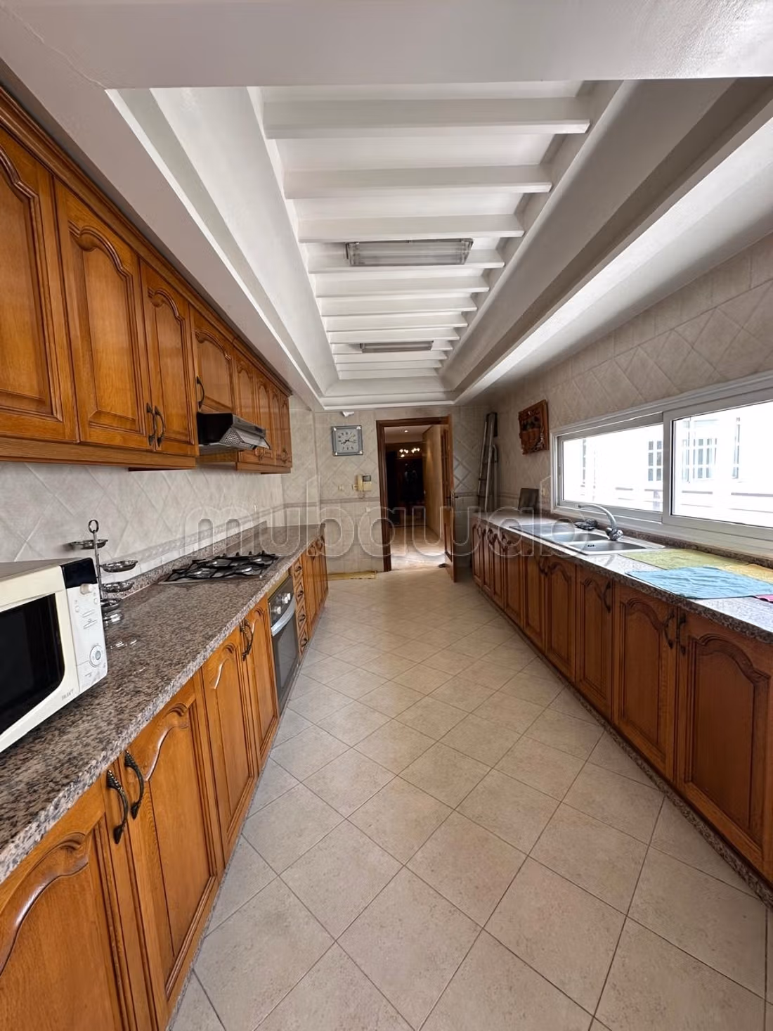 For rent - Beautiful empty apartment in the Golden Triangle, Casablanca