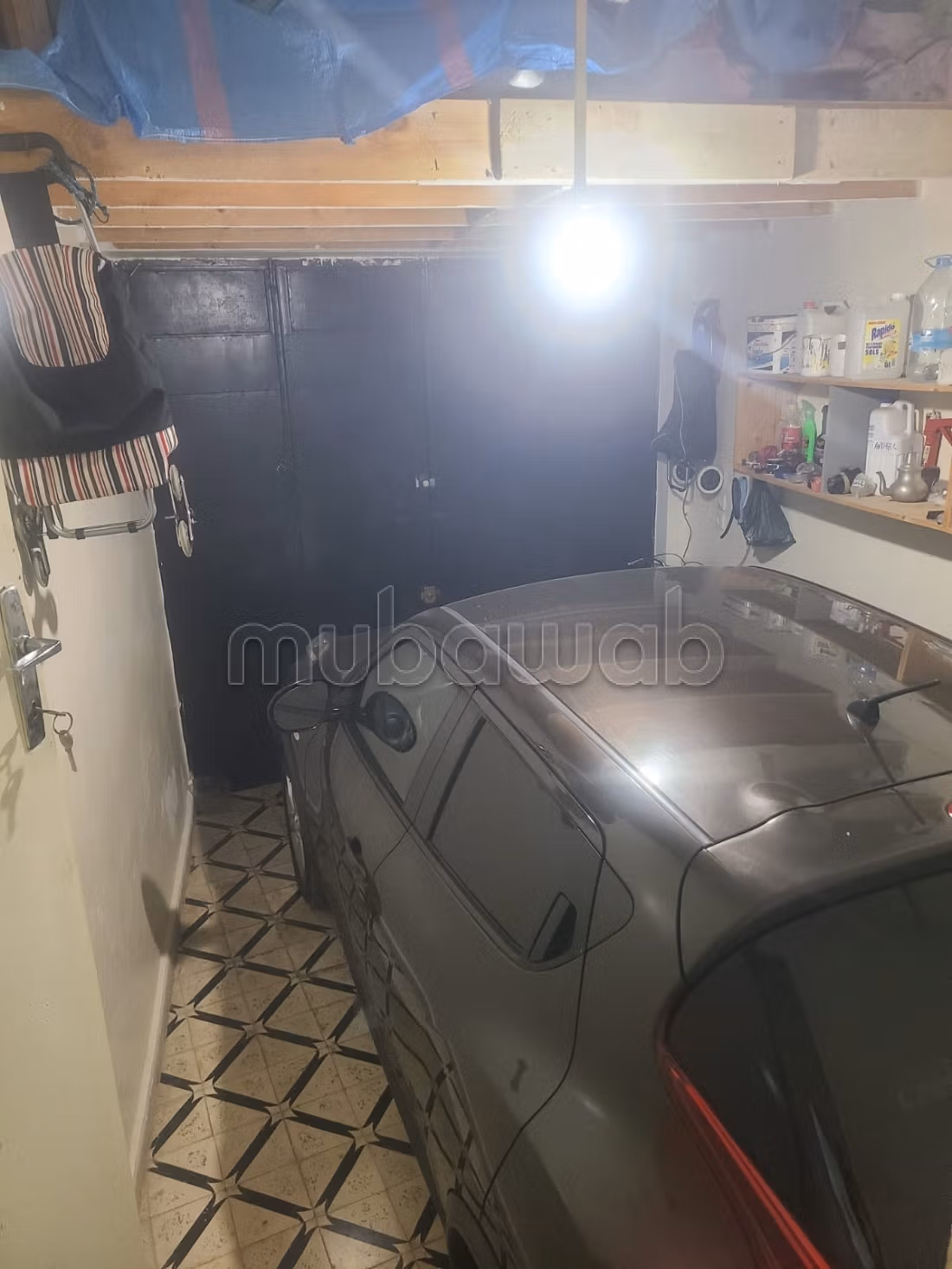 Groot Huis Te Koop - Excellent Staat