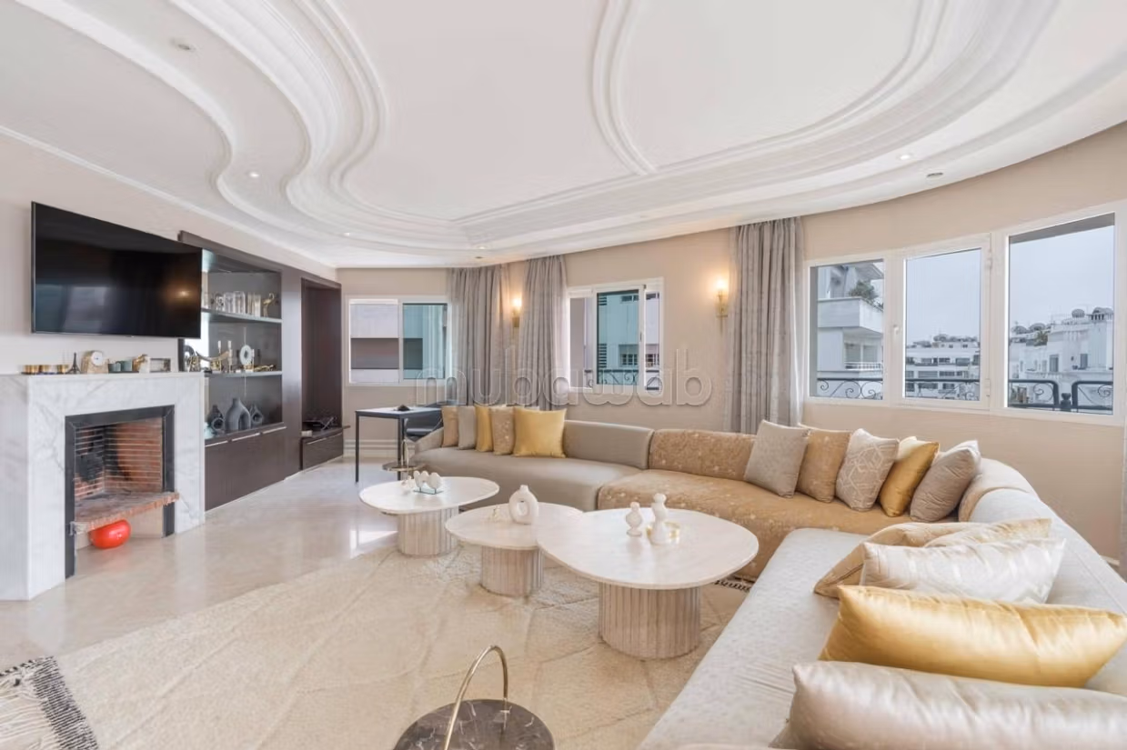 Louez cet appartement à Gauthier. Superficie 200 m². Meublé — 4