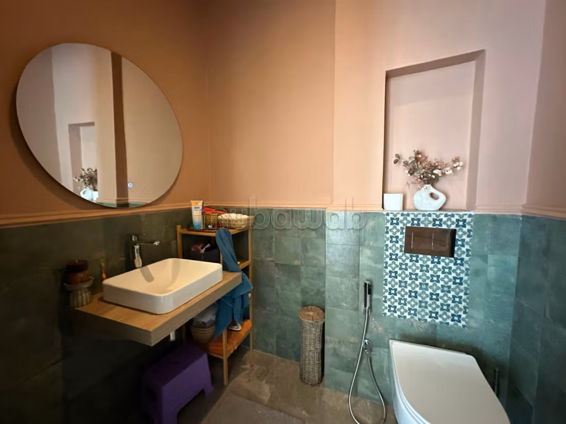 Magnificent villa for rent in Ain Diab Extension. 3 large rooms. Secured door and central heating