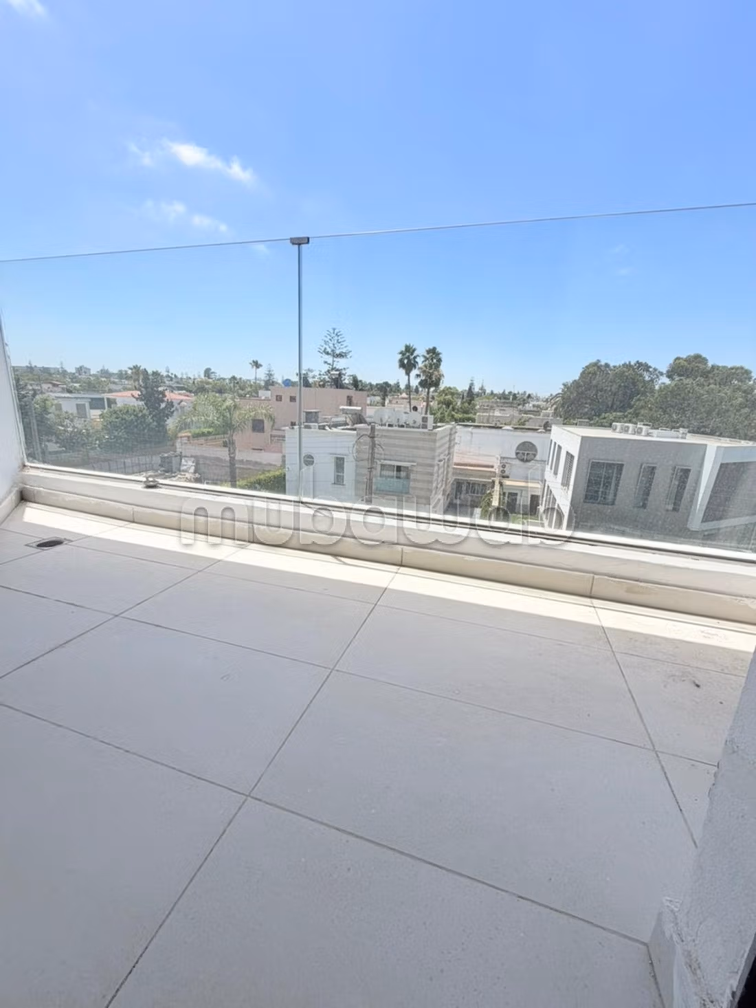 Très bel appartement en location à Tantonville.
Superficie 88 m².
Meublé — 5