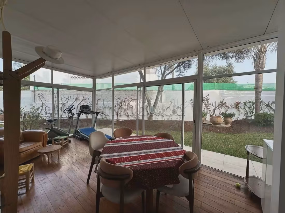 Luxe huis te koop in El Manar El Hank. 4 mooie kamers