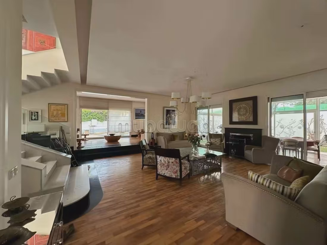 Luxe huis te koop in El Manar El Hank. 4 mooie kamers