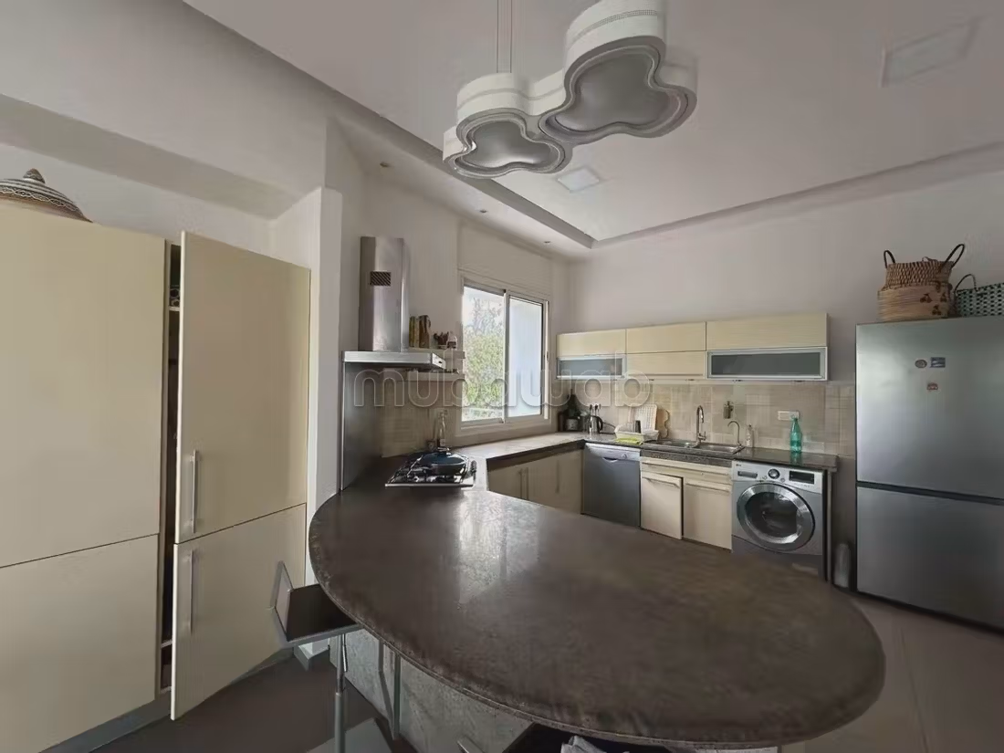 Luxe huis te koop in El Manar El Hank. 4 mooie kamers