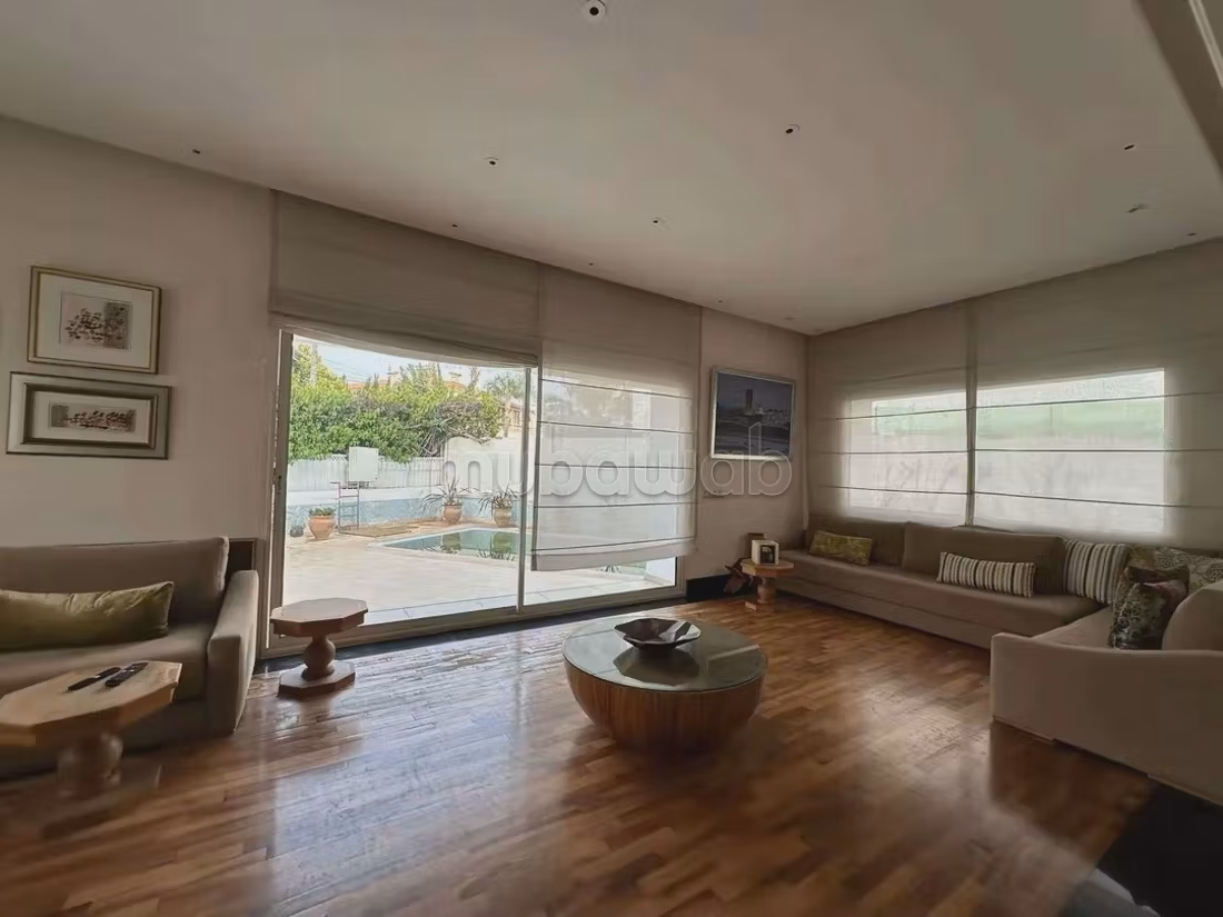 Luxe huis te koop in El Manar El Hank. 4 mooie kamers