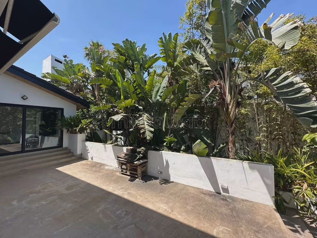 Fabulous villa for sale or rent in Anfa Supérieur. 7 lovely rooms