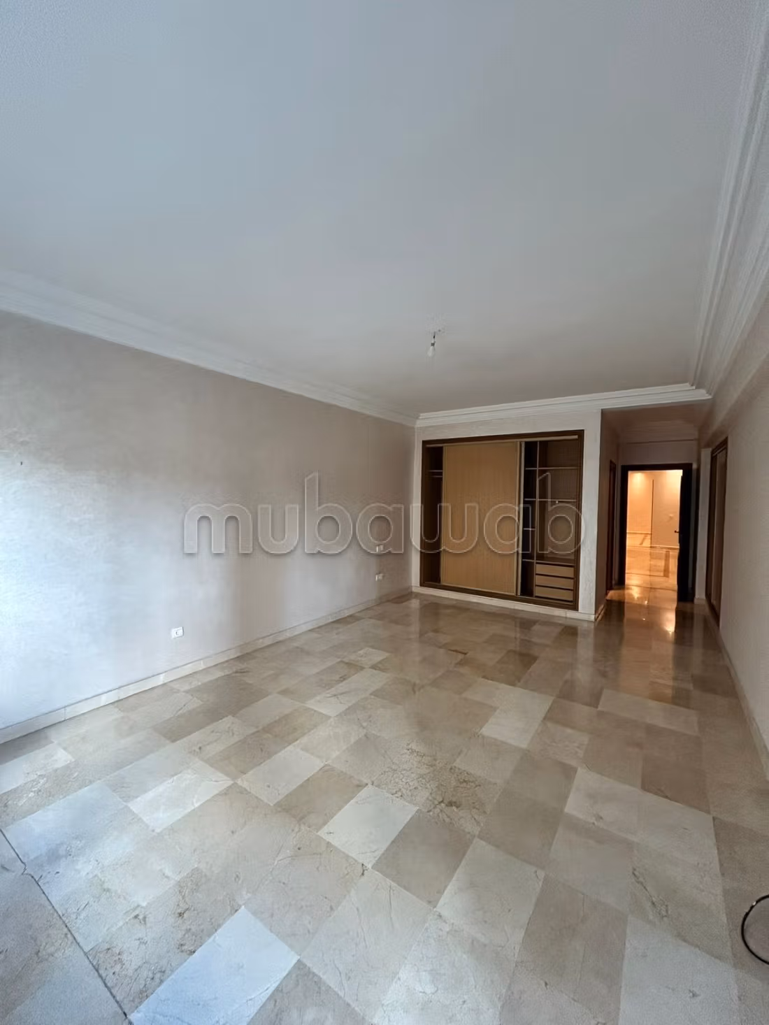Spacieux appartement de très haut standing a louer — 4