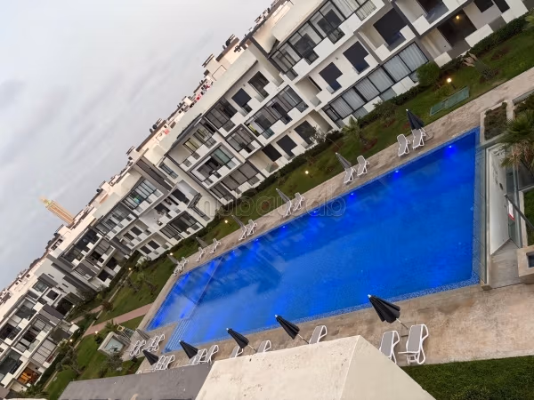 Appartamenti in affitto a Dar Bouazza. Superficie totale di 130 m². Vista eccezionale sulla montagna, finestre a doppio vetro