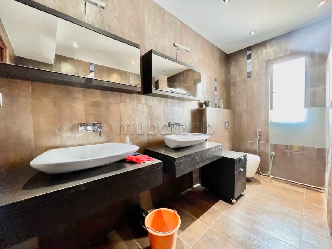 Villa with pool in Carthage