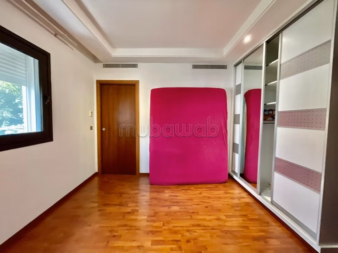 Villa with pool in Carthage