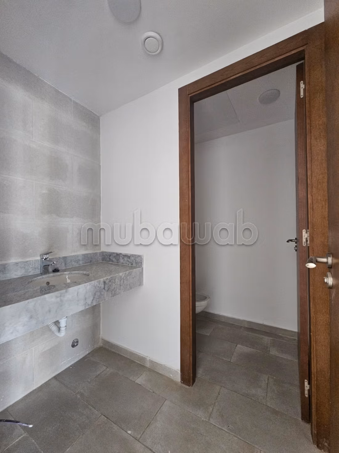 Ufficio in affitto Mabella Rabat