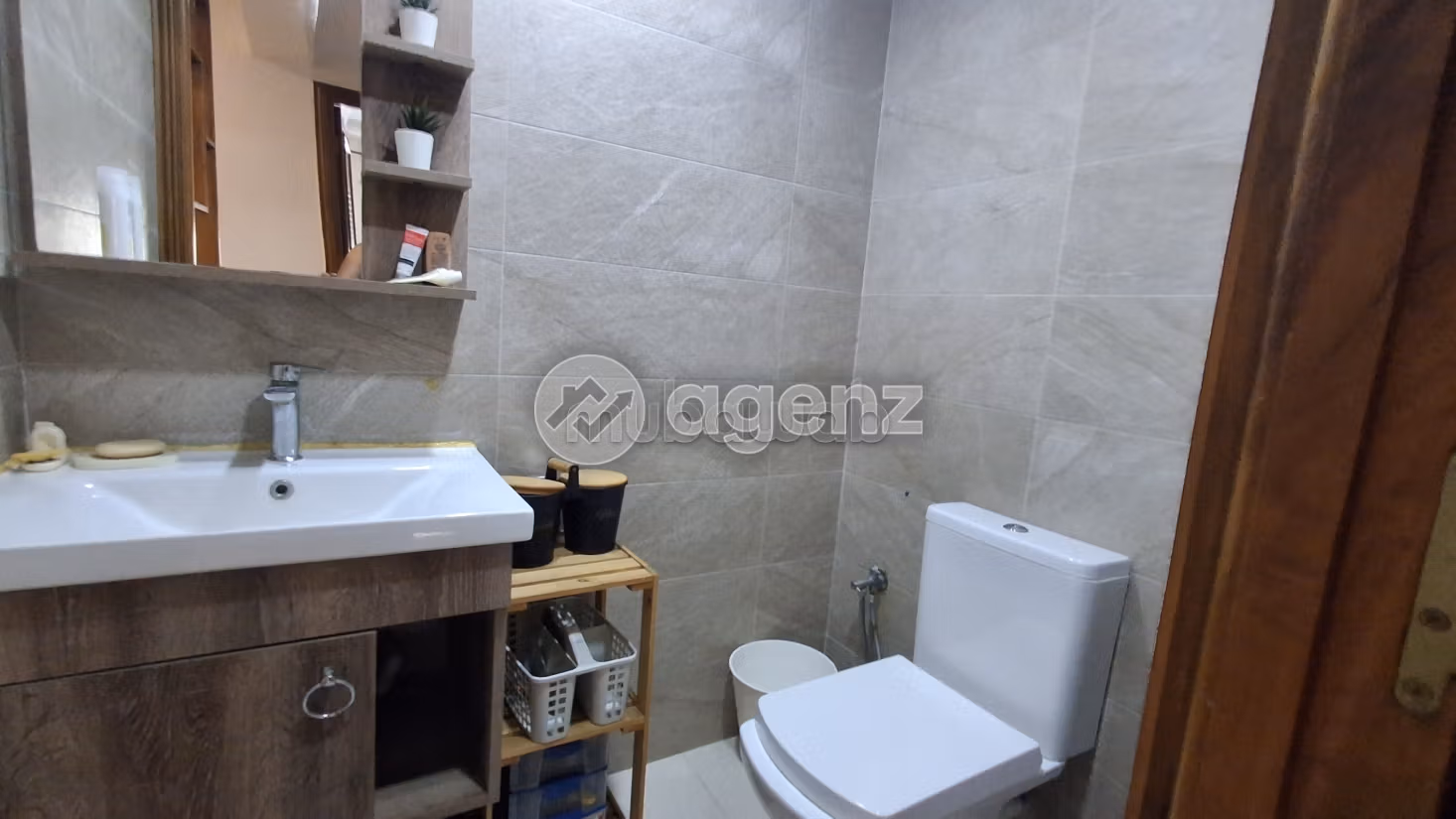 Appartamento in affitto di 100 m², 3 camere Oasis Casablanca