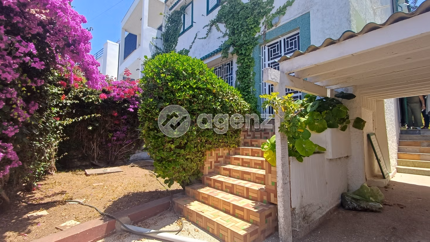 Villa à vendre 454 m², 6 chambres Autre Skhirate Témara