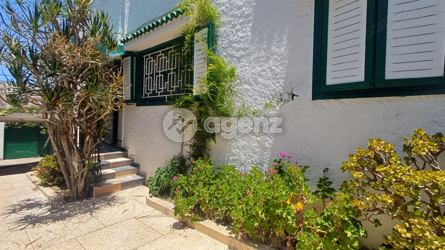 Villa à vendre 454 m², 6 chambres Autre Skhirate Témara