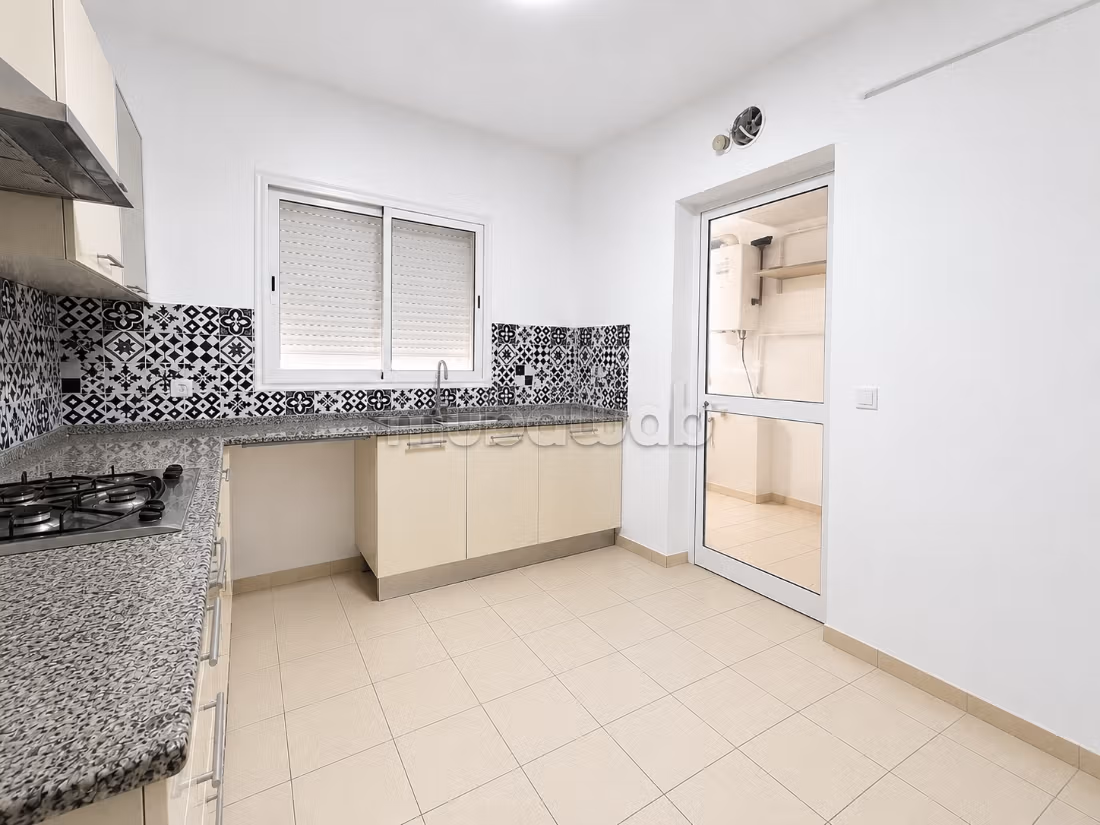 In vendita un appartamento S2 a Menzah 9C