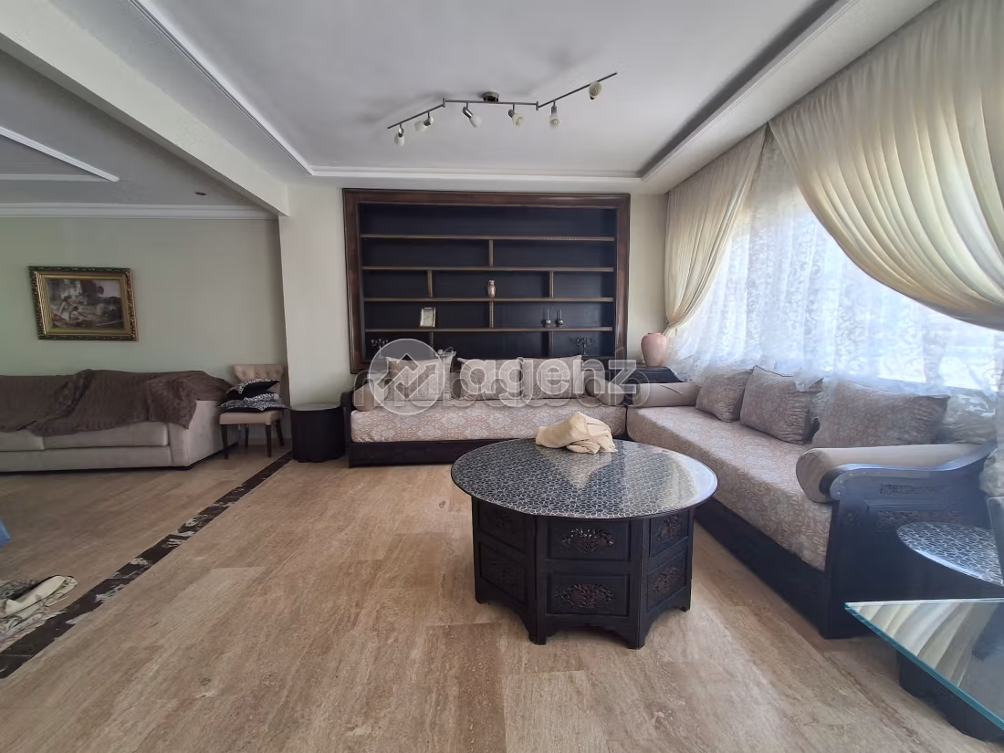 Appartement à louer 200 m², 3 chambres Les hôpitaux Casablanca