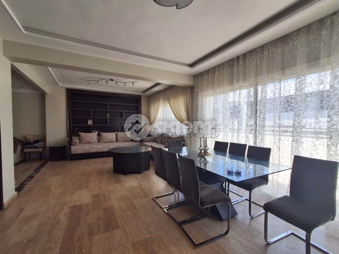 Appartement à louer 200 m², 3 chambres Les hôpitaux Casablanca