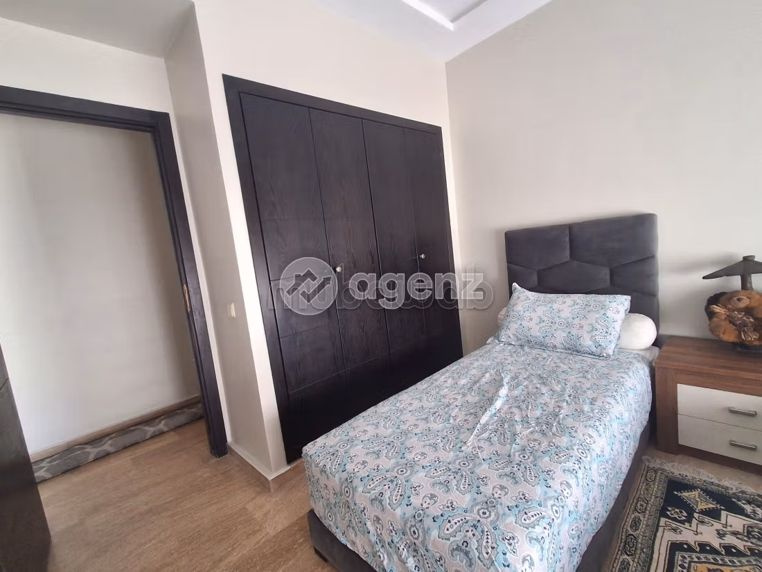 Appartement à louer 200 m², 3 chambres Les hôpitaux Casablanca