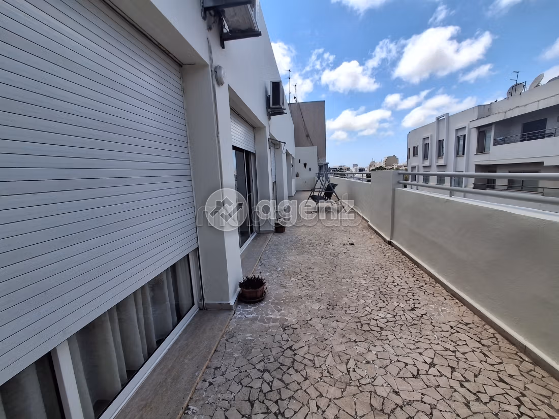 Appartement à louer 200 m², 3 chambres Les hôpitaux Casablanca