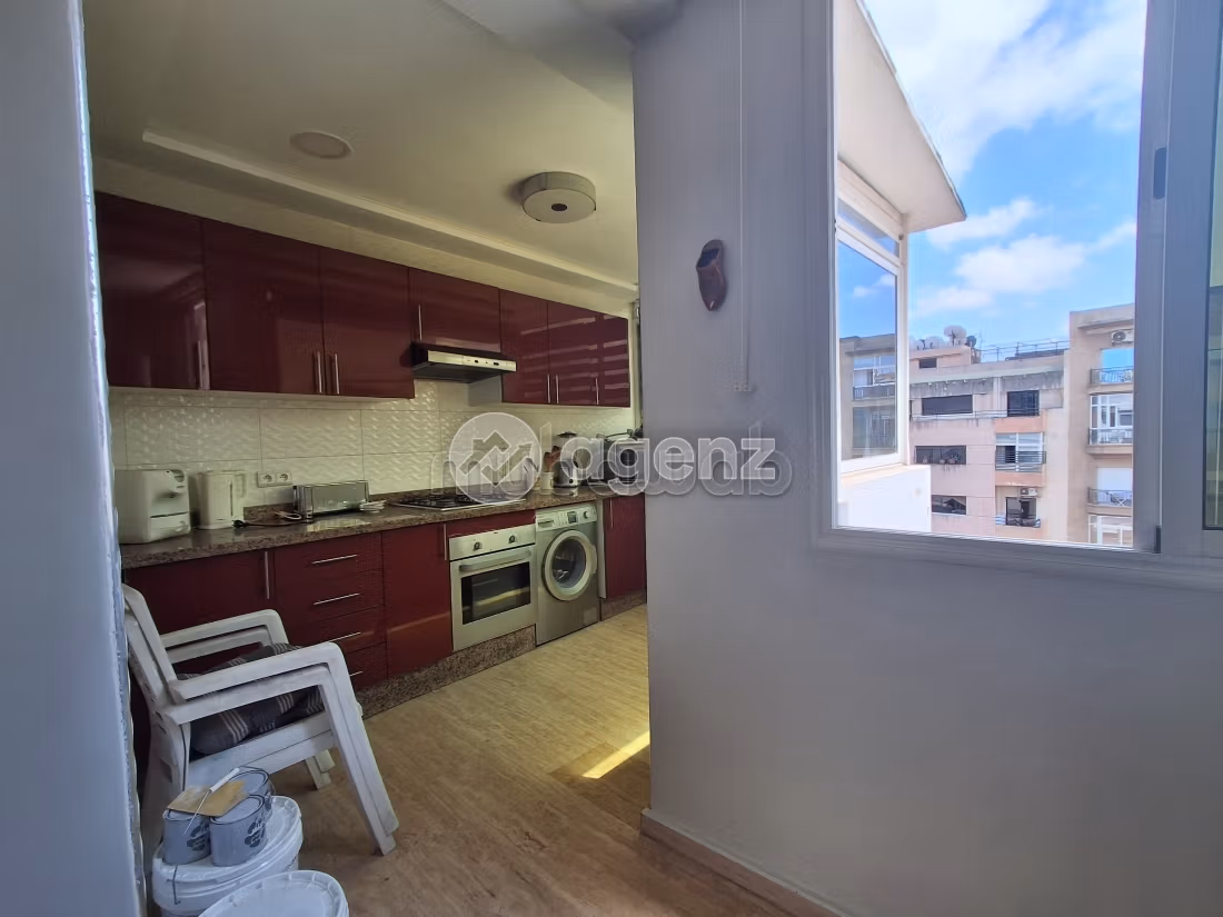 Appartement à louer 200 m², 3 chambres Les hôpitaux Casablanca