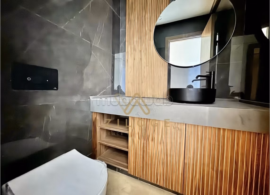 Très bel appartement en location à Ain Diab. 
4 chambres agréables — 5