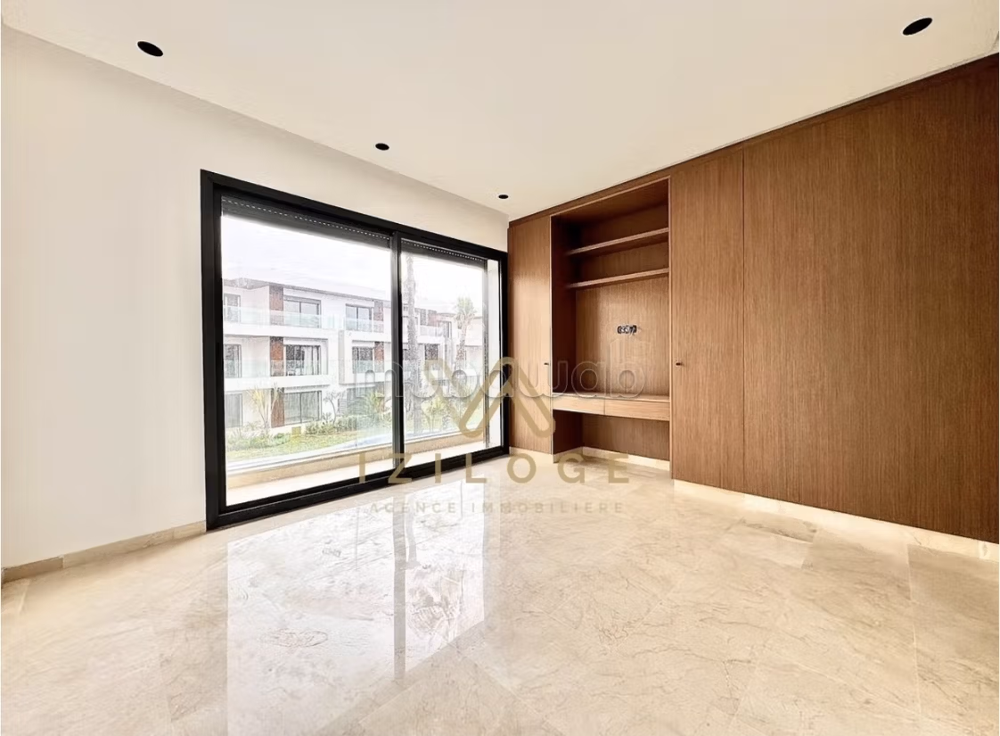 Appartement 250 m² à Ain Diab — 7