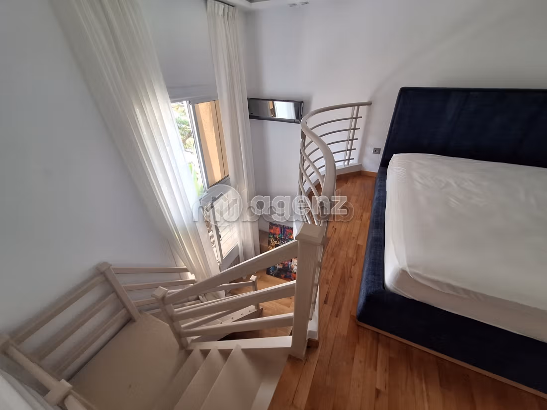 Villa in affitto 566 m², 4 camere Inara Casablanca