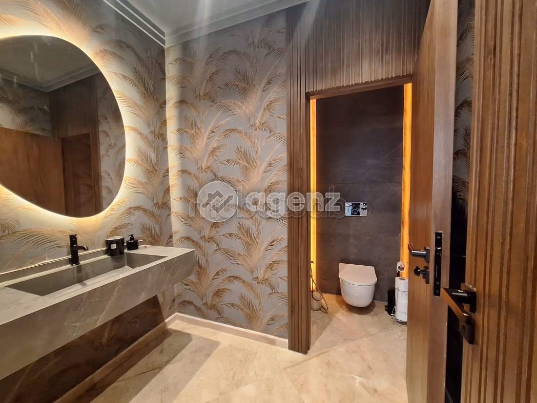 Villa in affitto 566 m², 4 camere Inara Casablanca