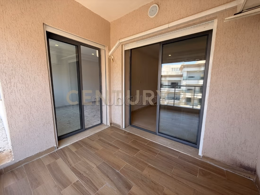 A vendre un appartement S1 Ennasr 2