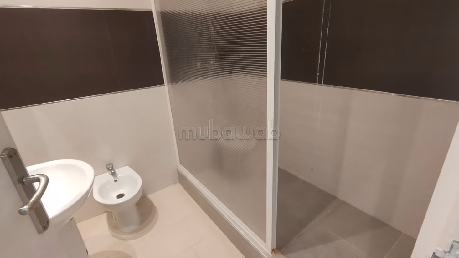 Bel appartement en haut
Agdal Rabat — 3