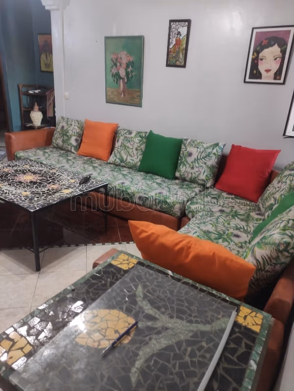 Apartamento luminoso de 3 habitaciones en alquiler en Maarif Extension