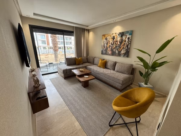 Appartement avec double exposition, proche du CFC