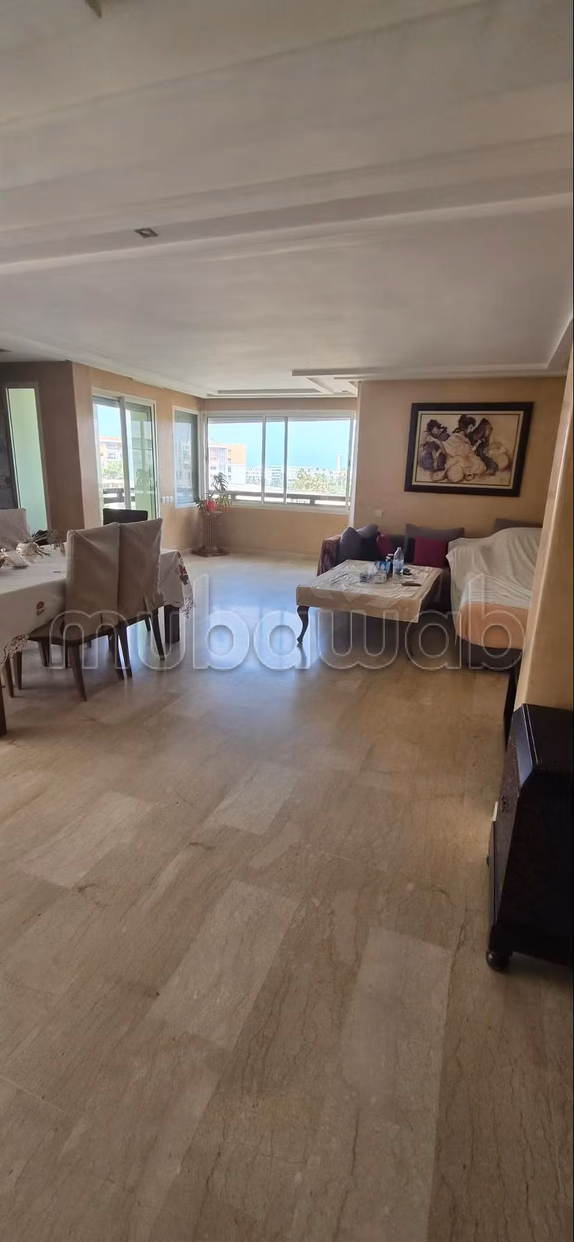 Appartement à l'achat à Bourgogne Ouest. Surface totale 155 m². Vue imprenable sur la mer, double vitrage — 2