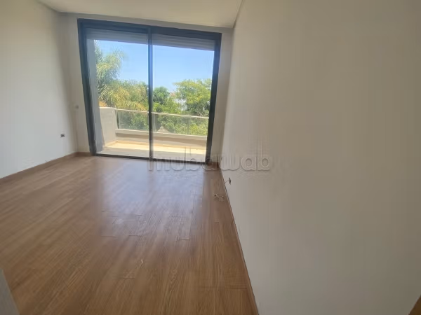 Villa magnífica en alquiler en la ciudad verde