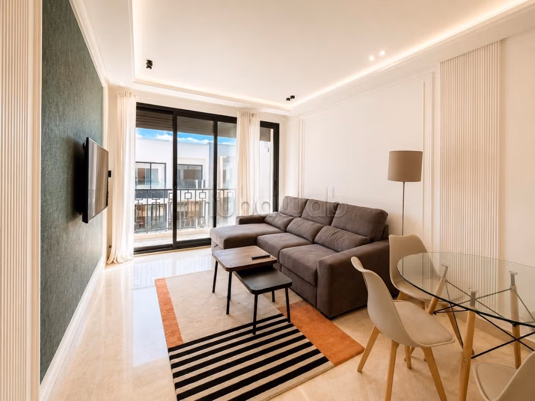 Princesses/Appartement meublé 50m² Balcon — 2