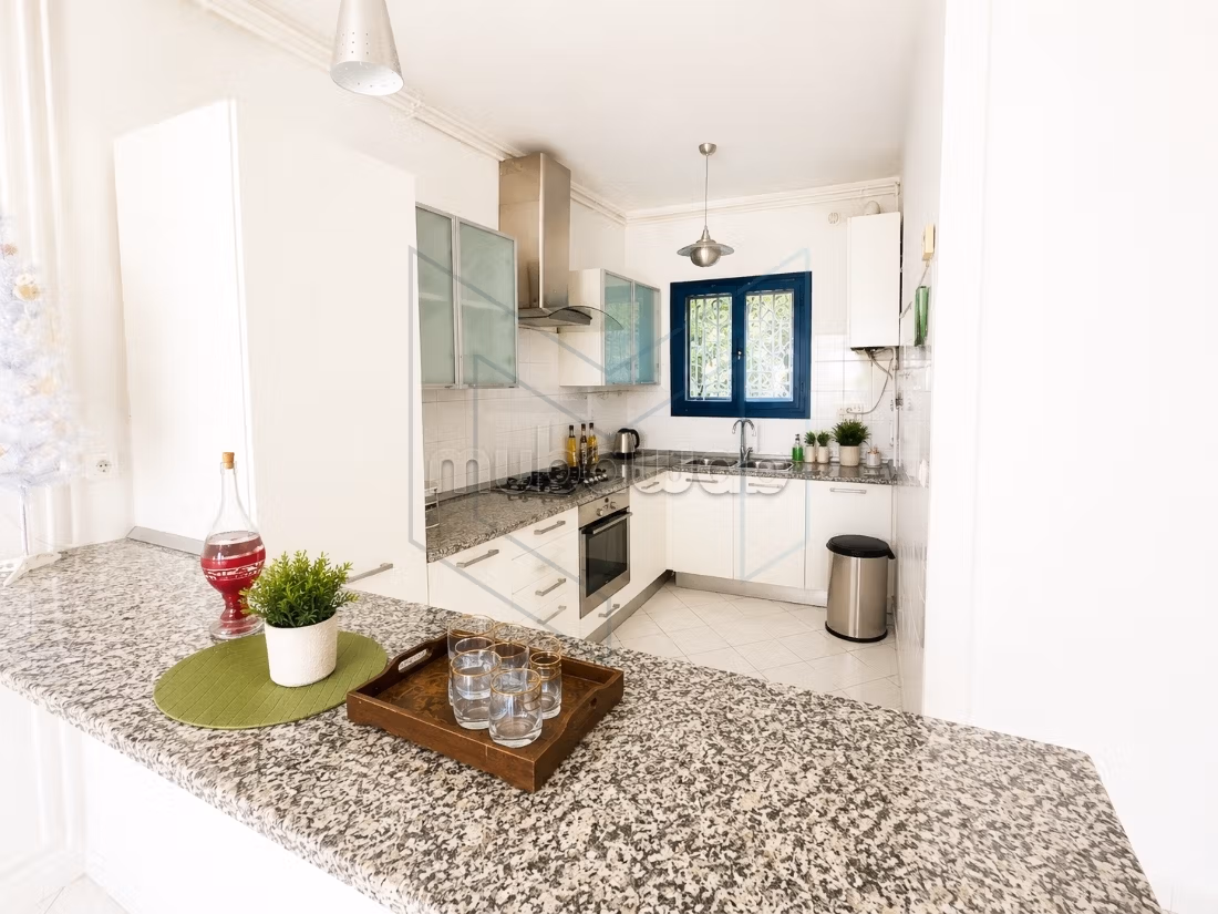 Duplex S2 for rent empty at Golden Tulip