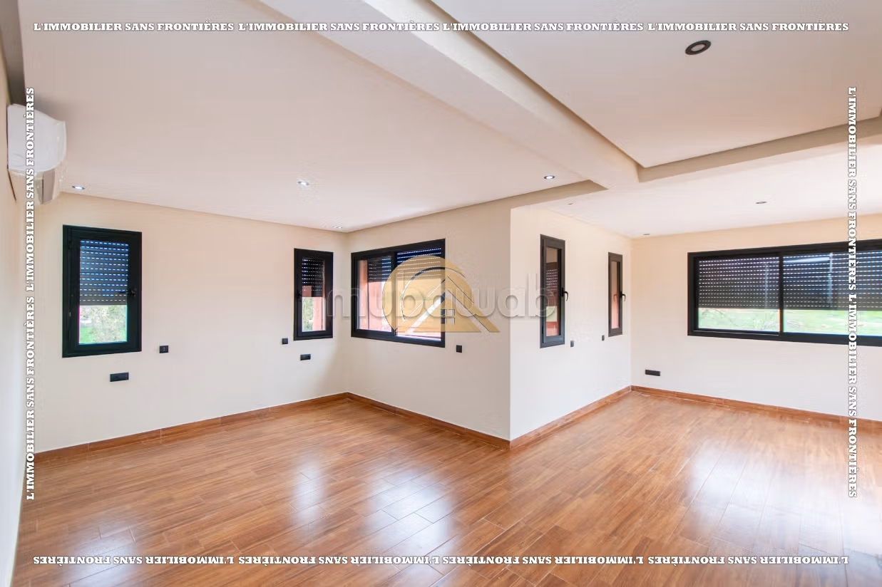Private villa te koop aan de Route de Fès, Marrakesh – 5.000 m² grond / 1.000 m² woonruimte