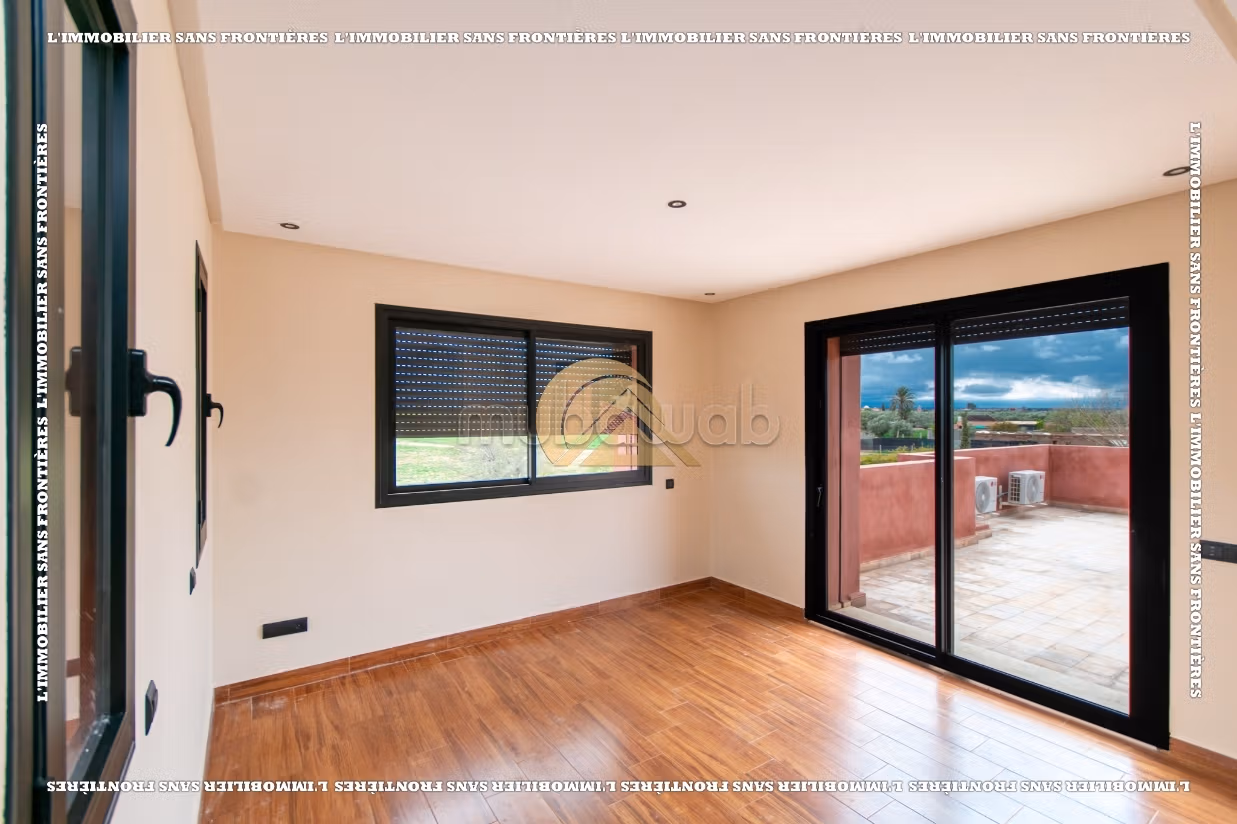Private villa te koop aan de Route de Fès, Marrakesh – 5.000 m² grond / 1.000 m² woonruimte