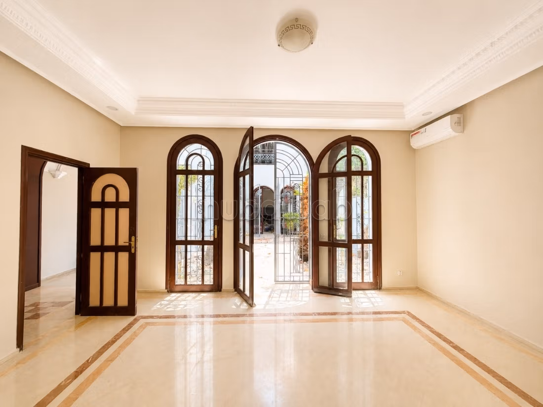 Val d'Anfa/Villa Art Déco bureaux 400m² Jardin