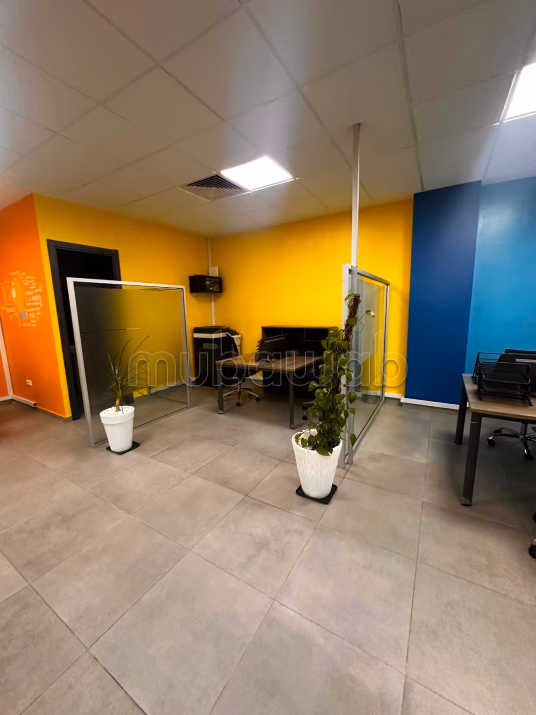 Bureaux en location à Sidi Maârouf. Surface de 138 m²