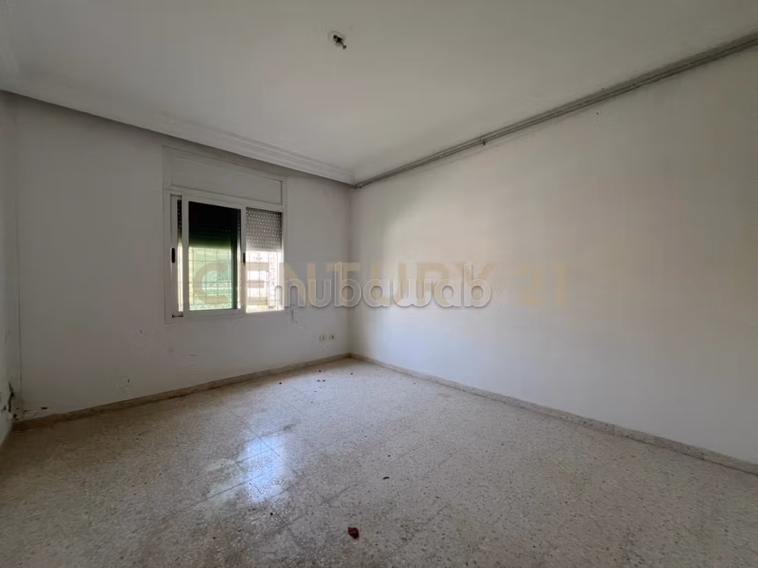 À VENDRE – Villa à rénover à Cité Ennozha