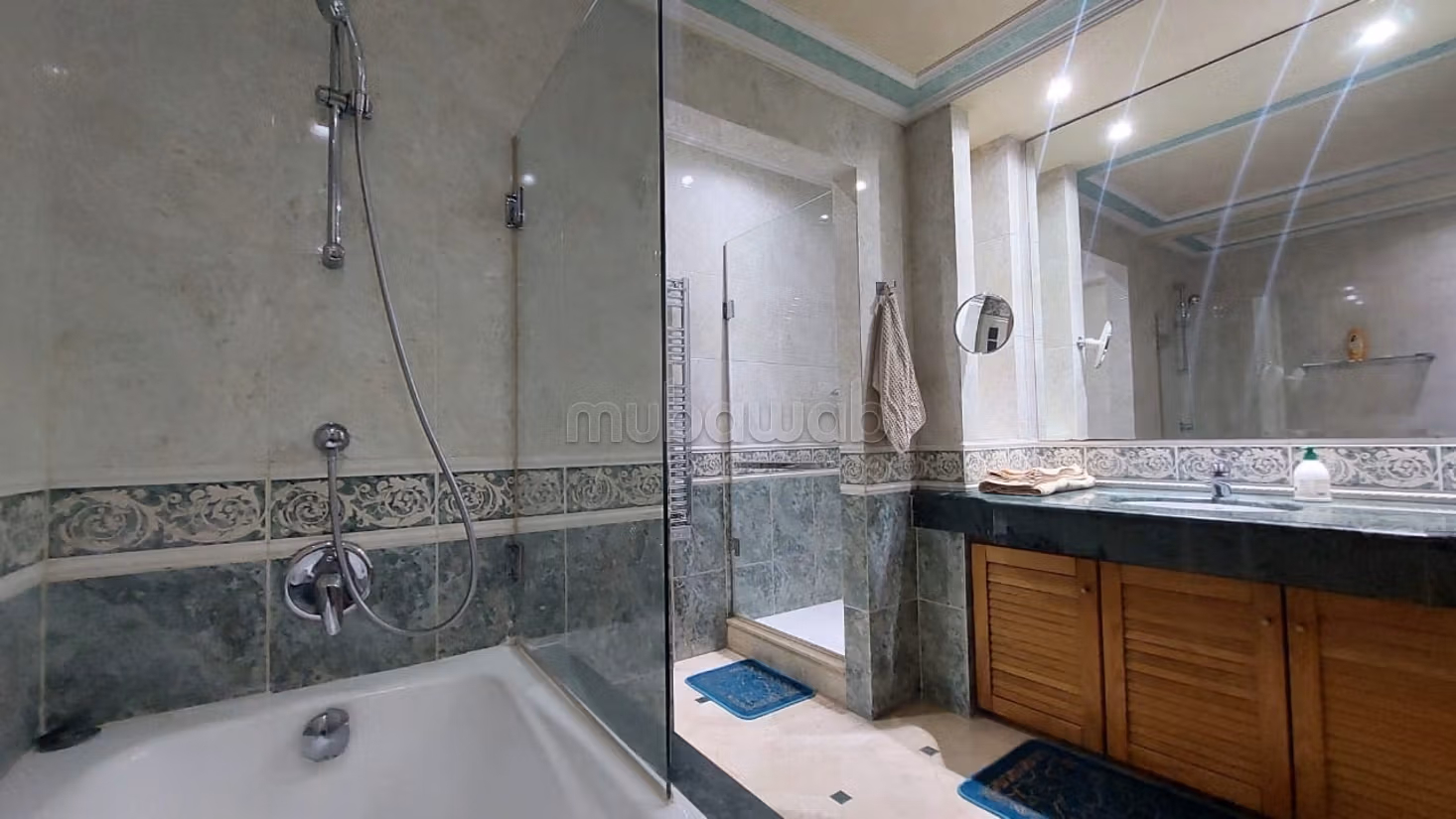 Appartement 240 m² à Bourgogne Est — 24