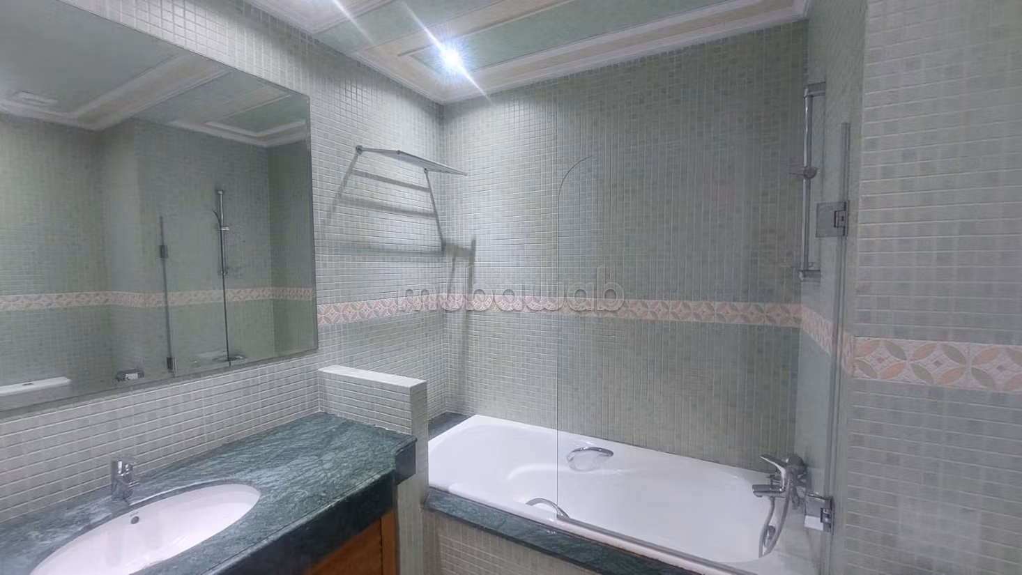 Appartement 240 m² à Bourgogne Est — 27