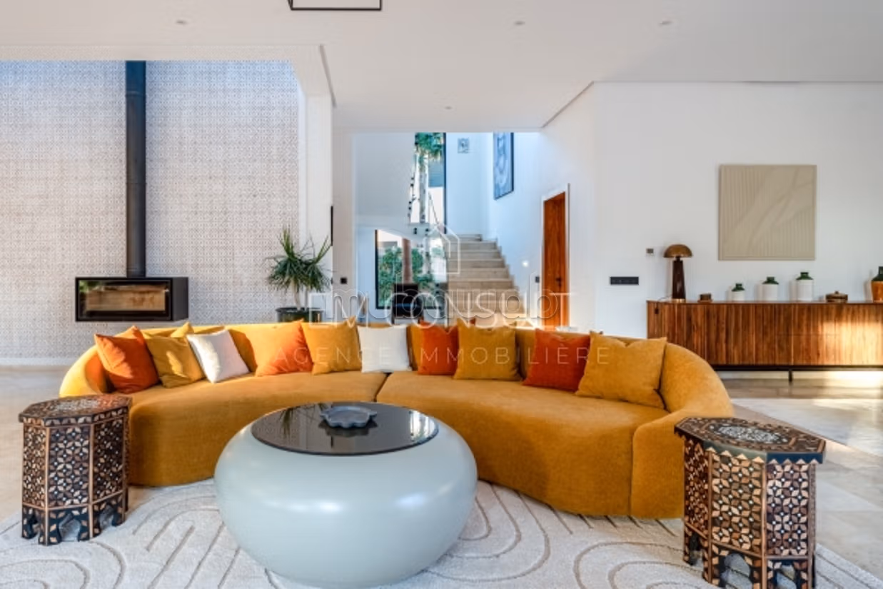 LOCATION – Villa d’architecte 4 chambres 350 m² –