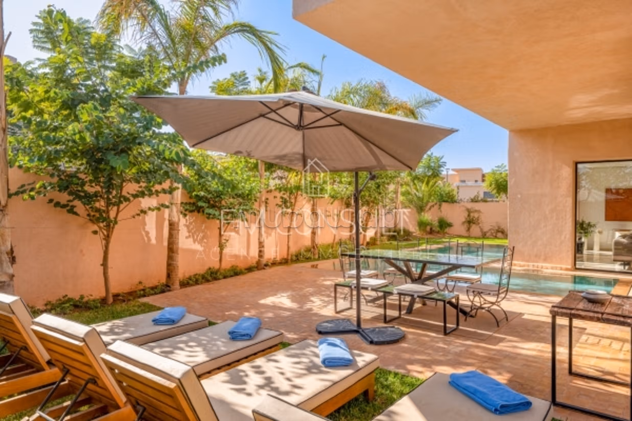 LOCATION – Villa d’architecte 4 chambres 350 m² –
