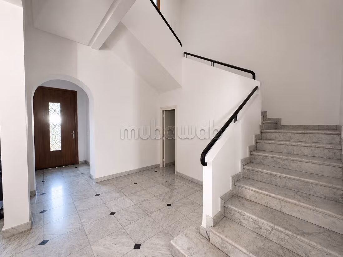 Villa Eccezionale in Affitto - Arredata o Vuota