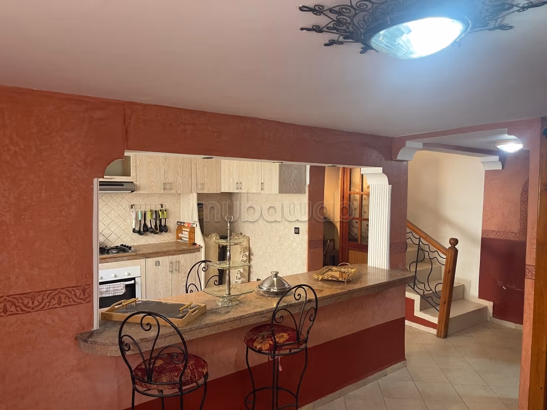Triplex a vendre harhoura résidence avec piscine — 4