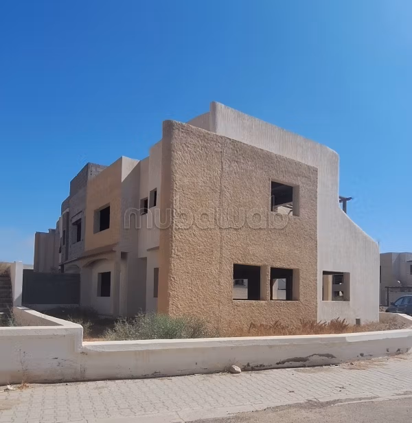 Villa tussen Illigh en Hay Mohamady