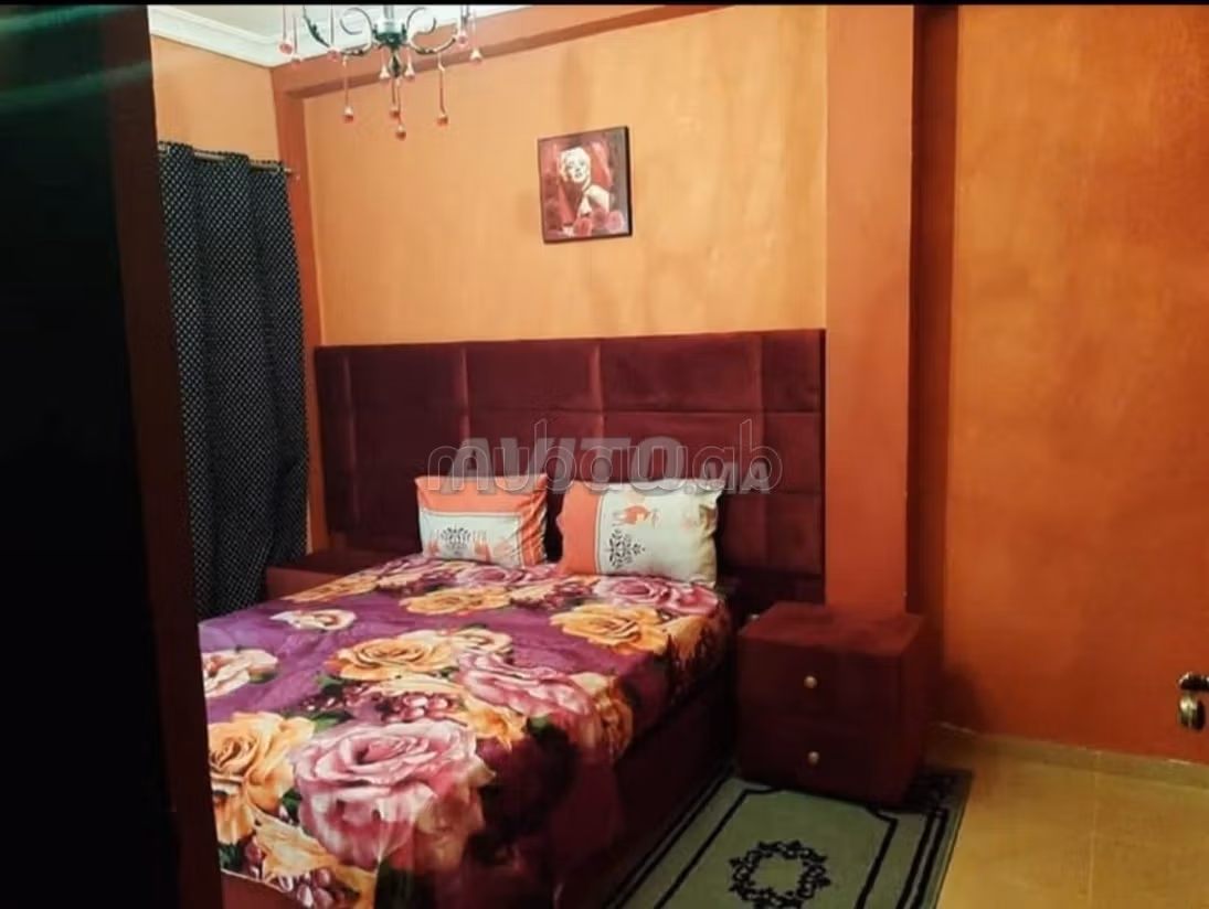 شقة جميلة للبيع ب الإزدهار. 2 قطع كبيرة. مفروشة